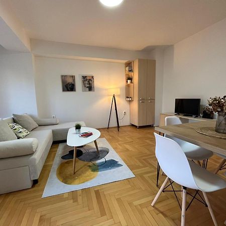 Best Value-Apartment In Скопье Экстерьер фото