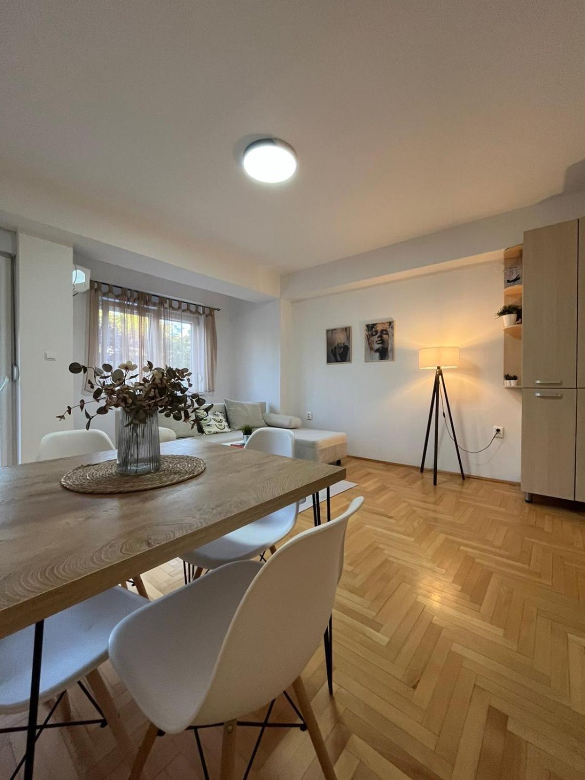 Best Value-Apartment In Скопье Экстерьер фото