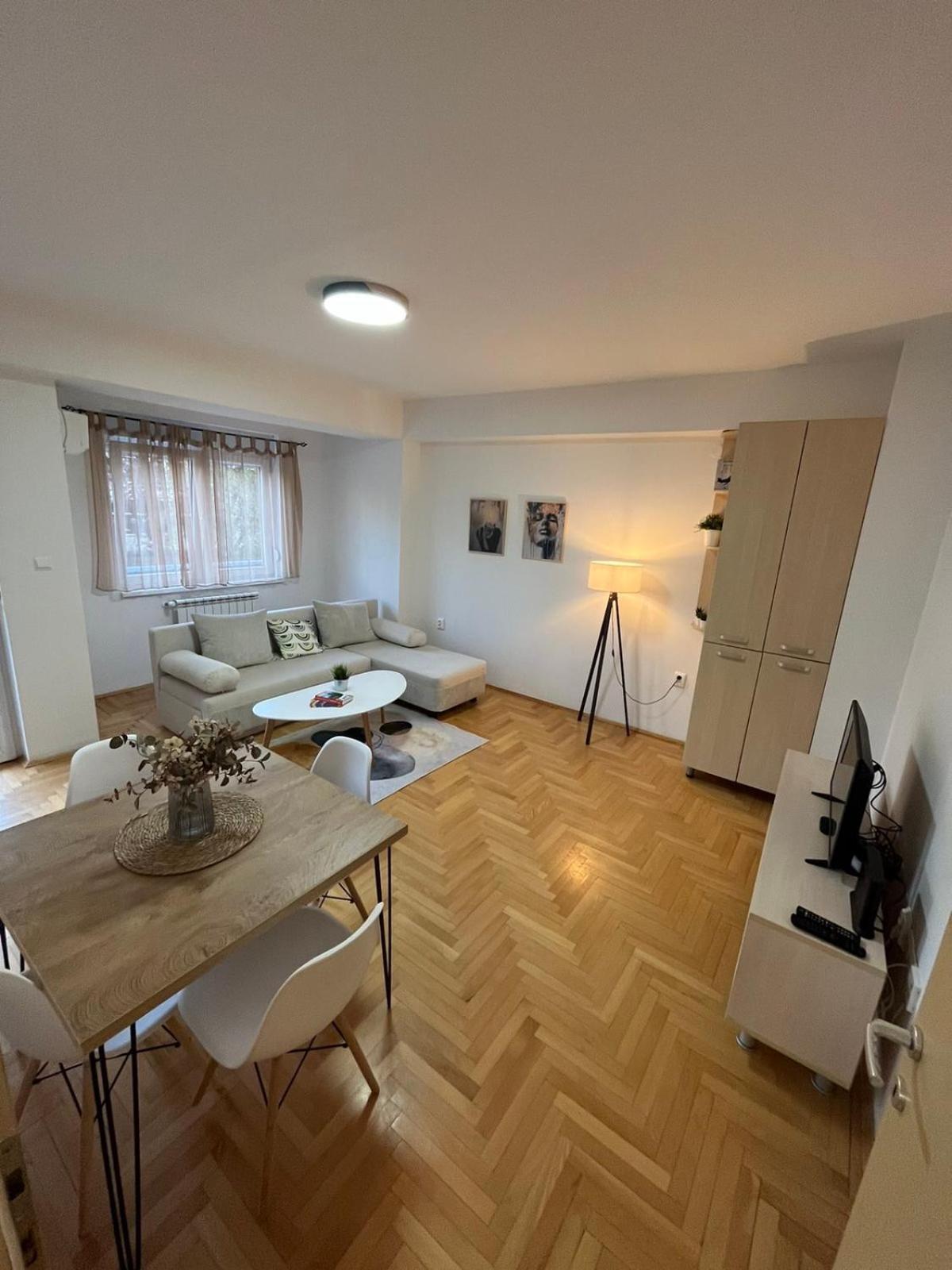 Best Value-Apartment In Скопье Экстерьер фото